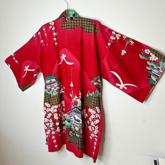 Made In Japan Red Floral Pagoda Multicolor Japanese Kimono and Matching Belt OS - Picture 8 of 15